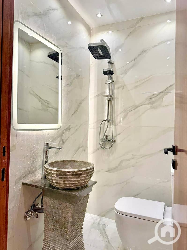 12 2830287f-69ee-422f-98c1-be9e83263426. jpg