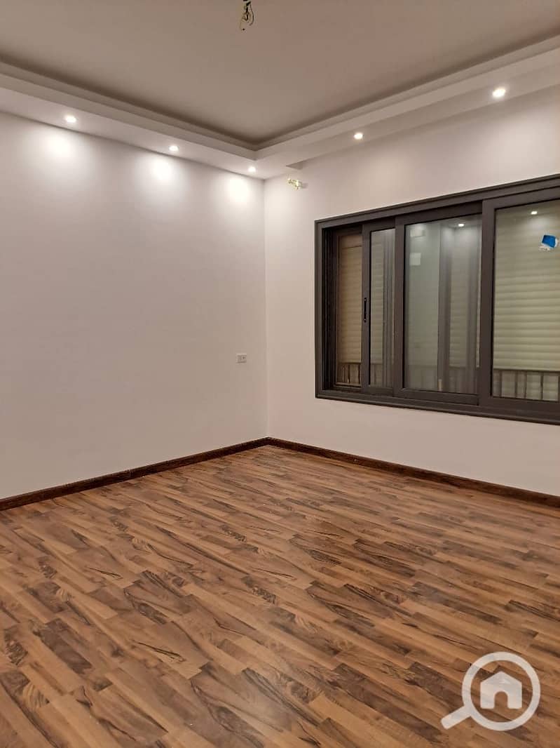 10 WhatsApp Image 2025-12-18 at 12.56. 46 PM. jpeg