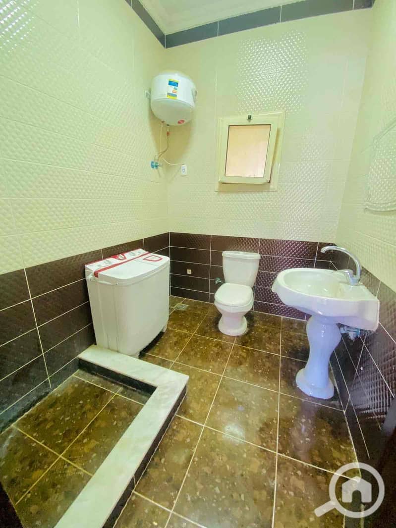 26 eb414721-0116-4657-b642-d643235f4e2b. jpg