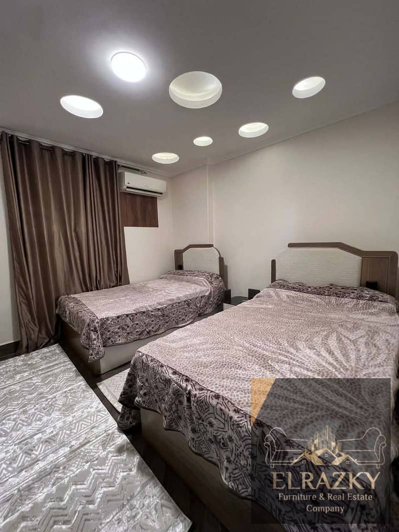 6 73d3c52c-4cca-4b1a-93f5-694ddde2f775. jpg