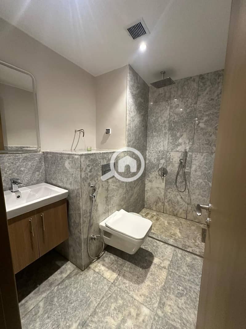 13 WhatsApp Image 2025-12-24 at 4.07. 46 PM (2). jpeg