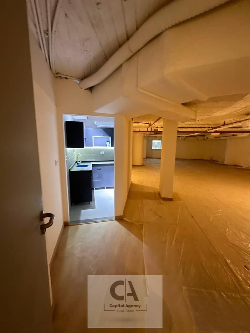 6 5f95a859-d56d-41ce-83ed-87805b0061af. jpg