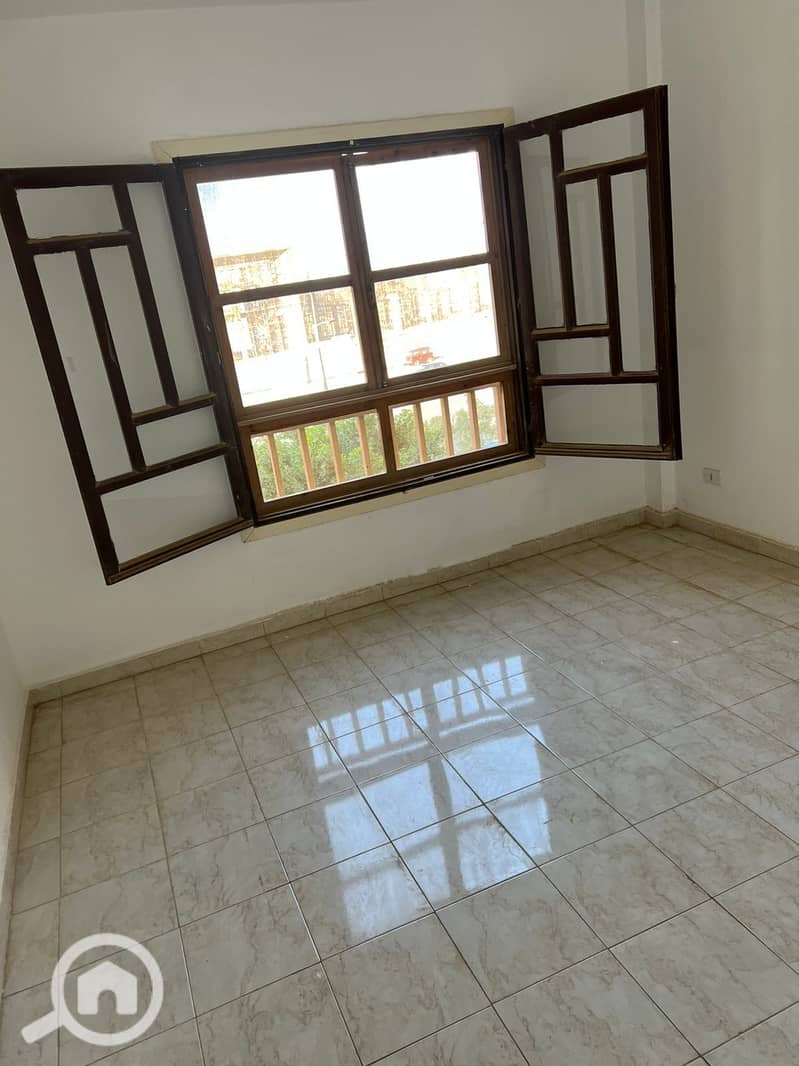 4 dcf3f480-a686-42d0-8e47-918e66489e5e. jpeg