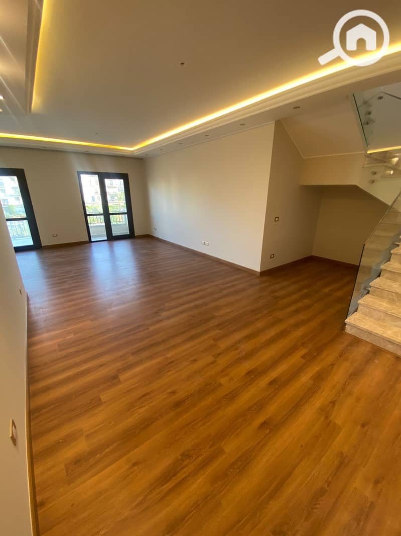 33 a1cc6b3a-ed28-41a4-a612-8be287380833. jpeg