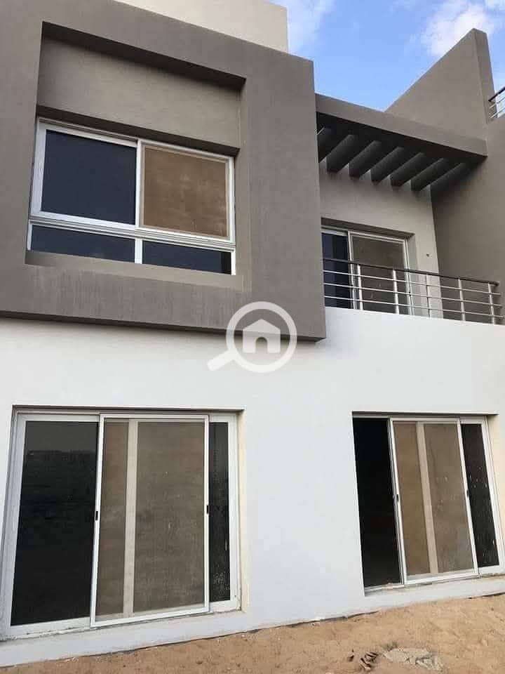 3 266407a8-9150-461a-8a01-0d7783bec5d1. jpg