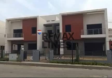 3 Bedroom Villa for Sale in Madinaty, Cairo - WhatsApp Image 2025-12-24 at 4.08. 51 PM. jpeg 3 Bedroom Villa for Sale in Madinaty, Cairo - WhatsApp Image 2025-12-24 at 4.08. 51 PM. jpeg