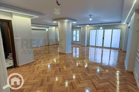 شقة 4 غرف نوم للبيع في جليم، الإسكندرية - 1. jpg