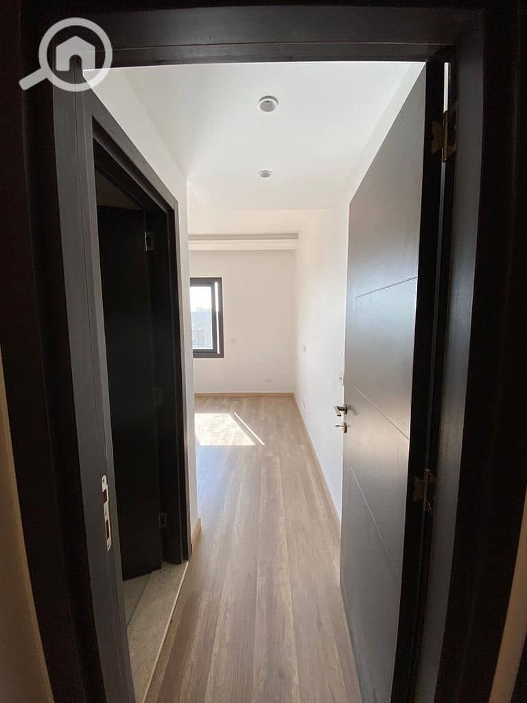 10 WhatsApp Image 2025-12-24 at 4.02. 42 PM (1). jpeg