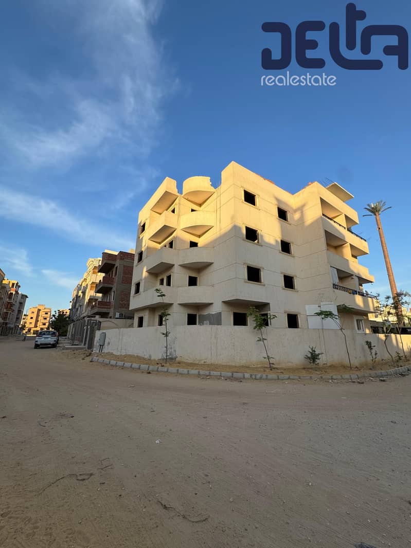 2 e5a234ca-2f0a-44d2-9347-1aa725aefe58. jpg