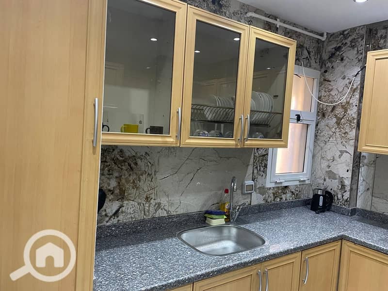 10 4a600768-567b-4368-8255-7a3fd7c44eb4. jpg