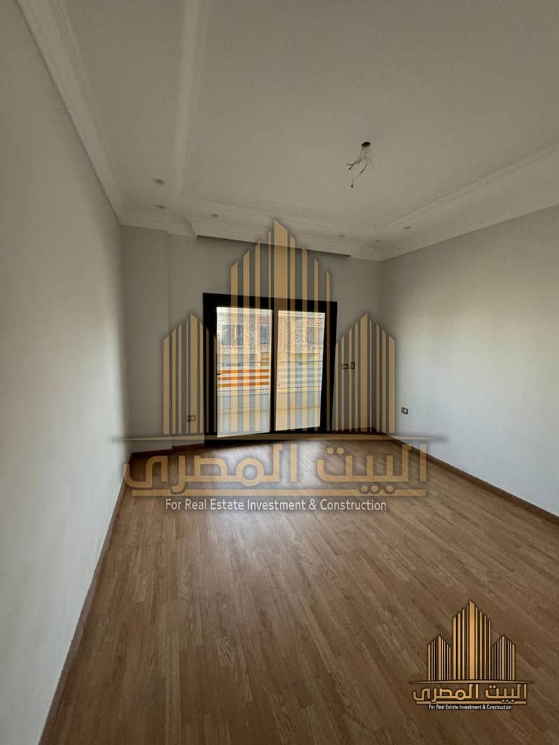 12 U458184 (12). jpg