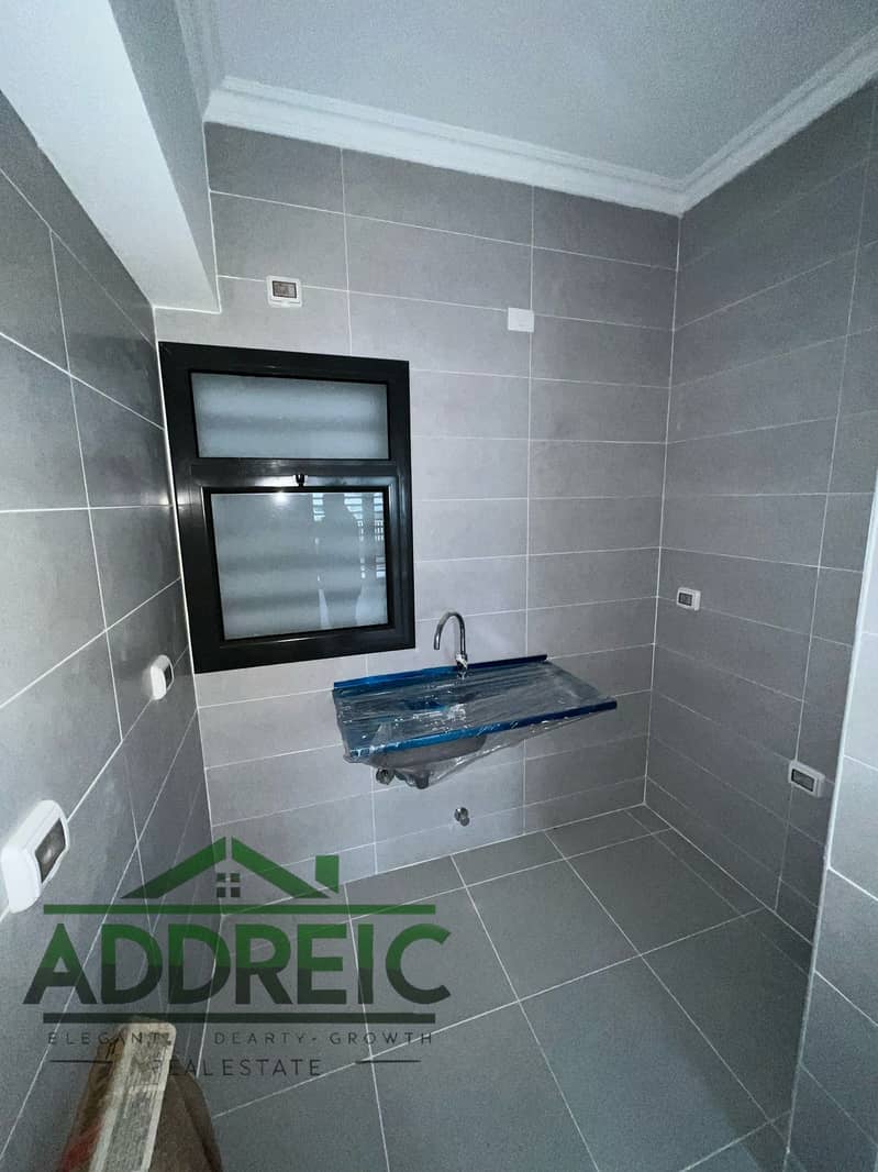 5 WhatsApp Image 2025-12-23 at 7.20. 00 PM (3). jpeg