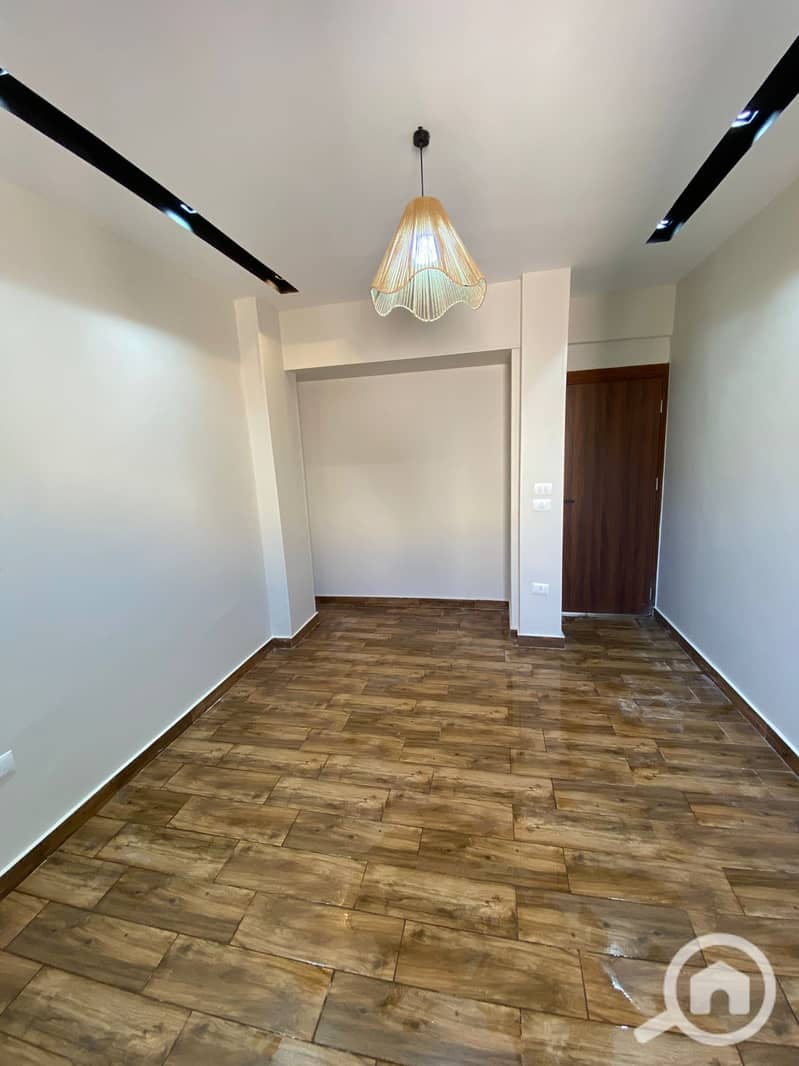 6 WhatsApp Image 2025-12-21 at 7.17. 52 PM (1). jpeg