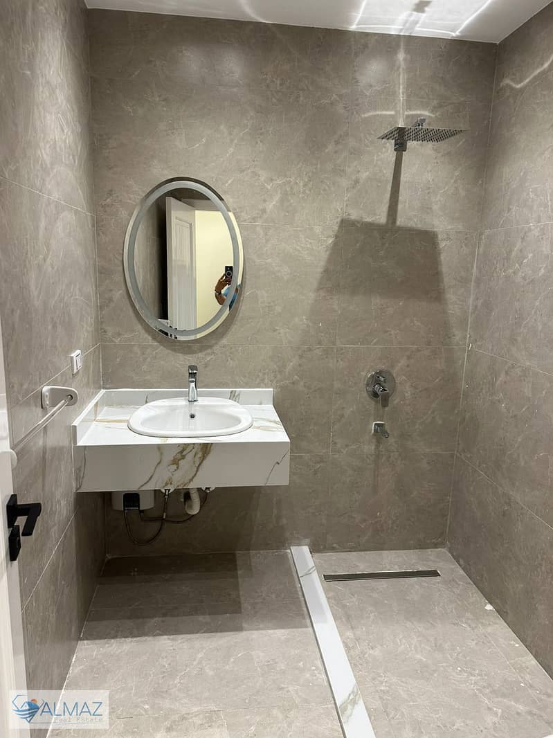 18 WhatsApp Image 2025-12-24 at 4.28. 20 PM. jpeg