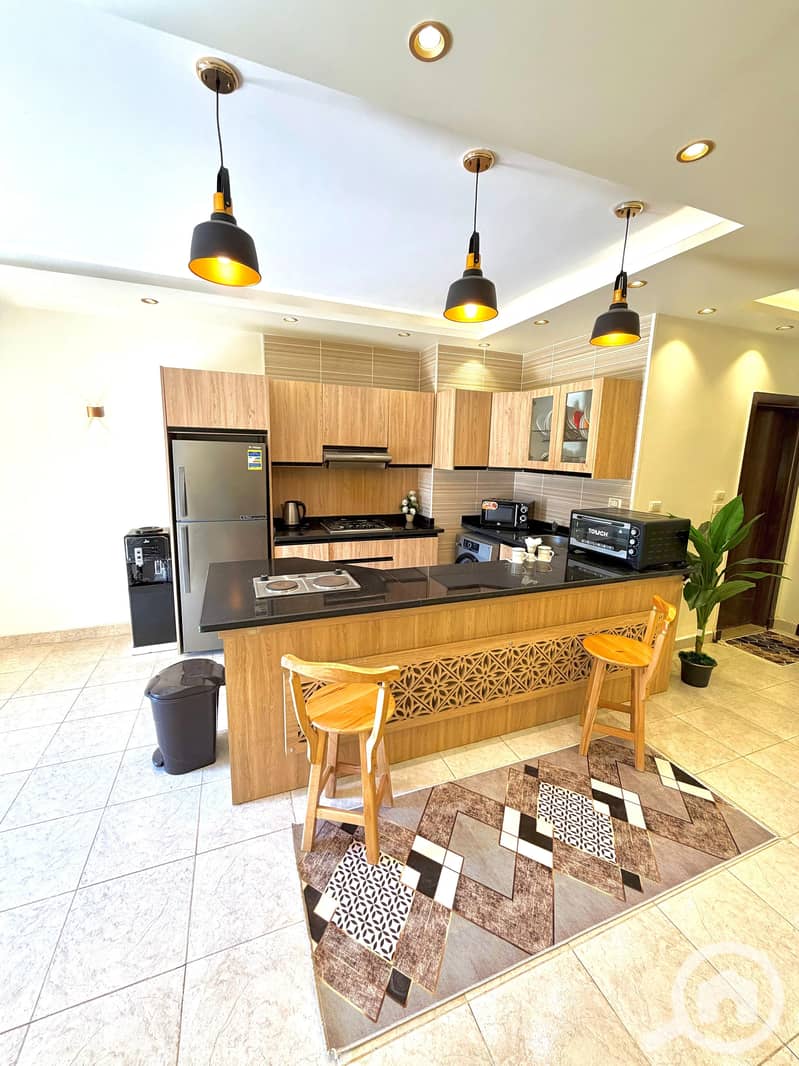 6 66b7a95e-6224-494f-abab-67bcb209a103. jpeg