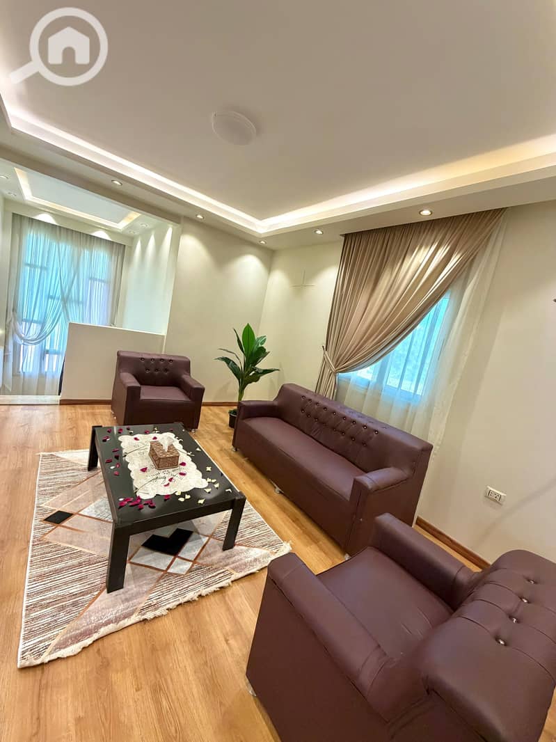 14 8657bcbc-ef54-482e-b849-3a2425b2f693. jpeg