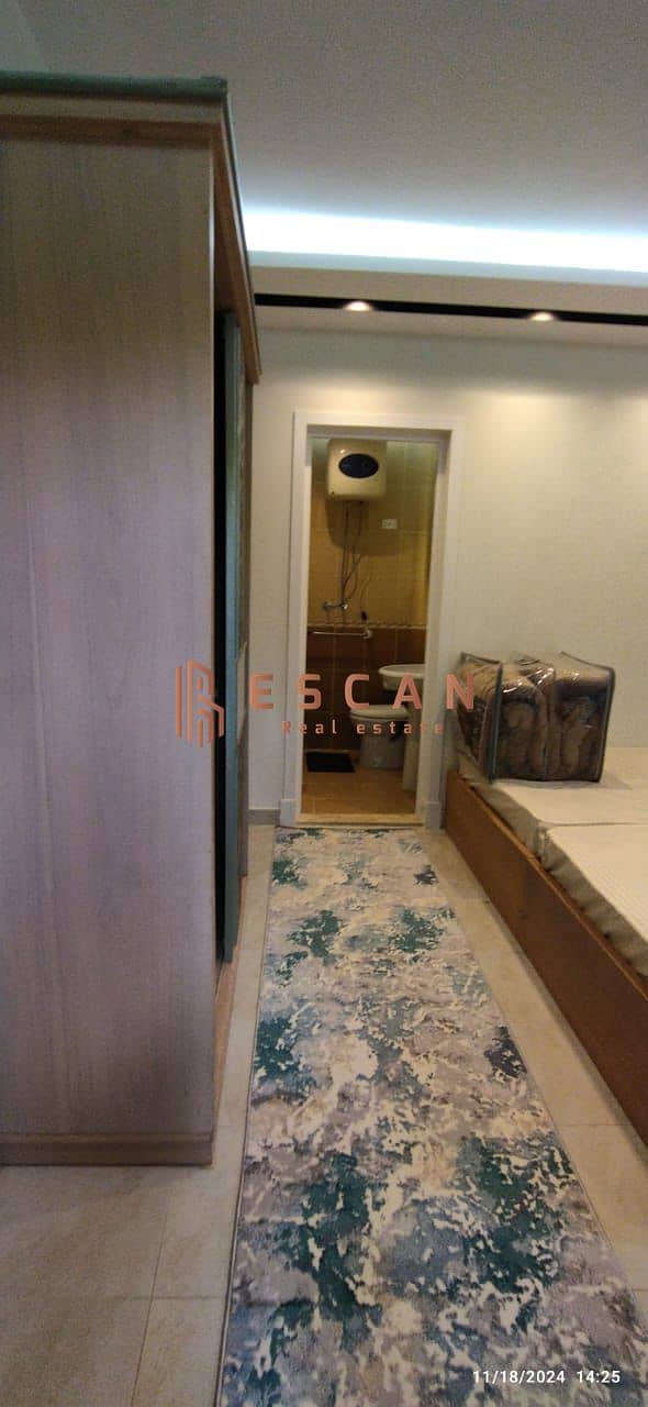 10 U438241 (15). jpg