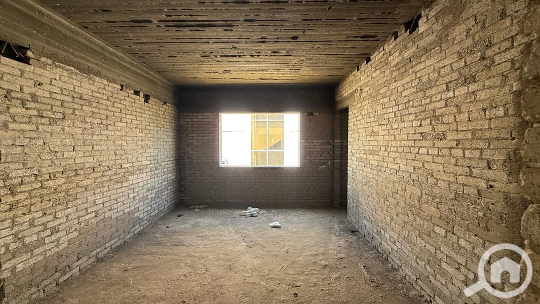 5 13d5e33c-18d7-47c3-9125-60ab038a4cb5. jpeg