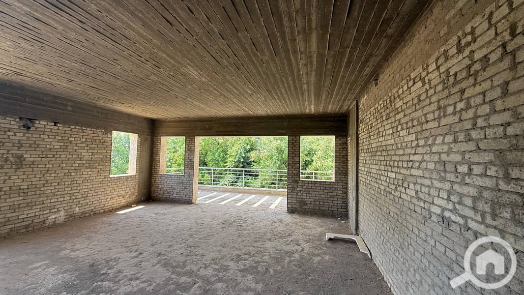 10 67cf624e-49f9-4c86-a1f5-b244bb424838. jpeg