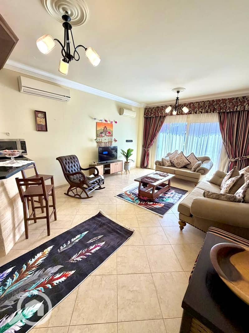 3 5591fa1c-2959-4cd8-8df5-38dfc4049200. jpeg