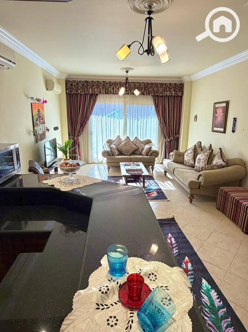 8 c19bc0d9-e880-427f-96d3-309a4d4d2943. jpeg