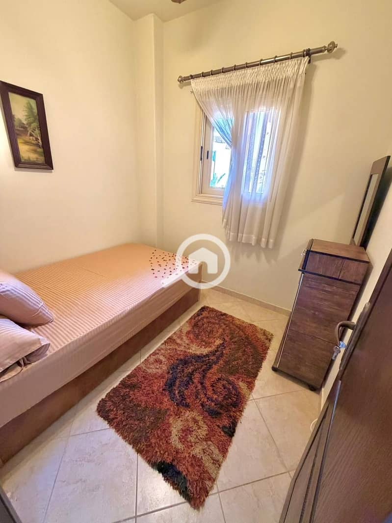 17 84754cc1-9349-461e-b7f3-598cb30f0564. jpeg