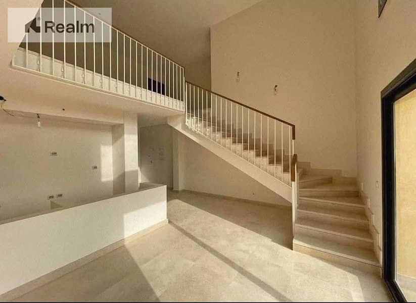 6 604831684_819912957759512_8265697071720665642_n. jpg