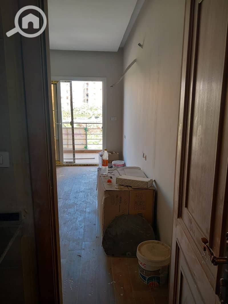 5 99688cb0-bbfc-474b-b1a0-472991b3d5c9. jpg