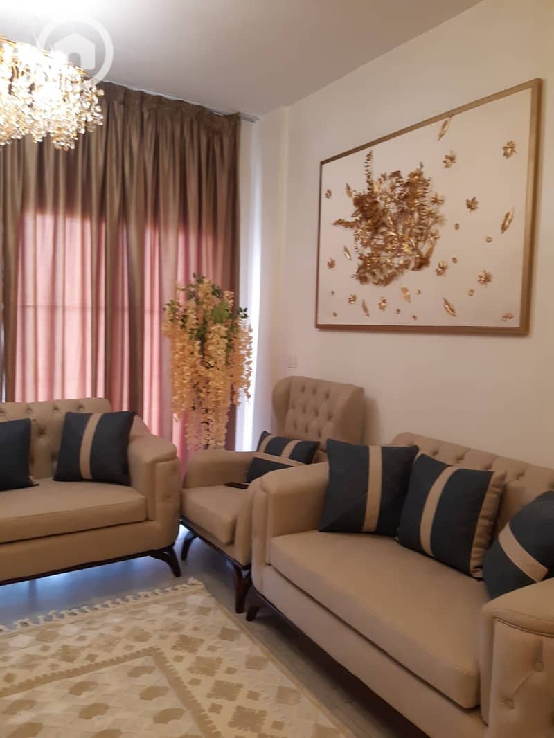 5 7c9a619a-34fd-4de4-819f-0195eb26f0a2. jpeg