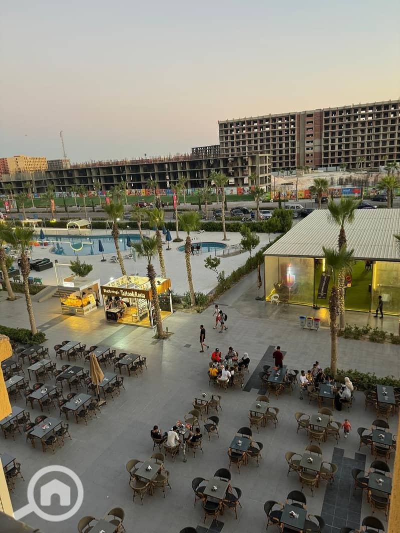 36 570fc17f-1bc5-4651-8d5f-d3fb17f32fe5. jpeg