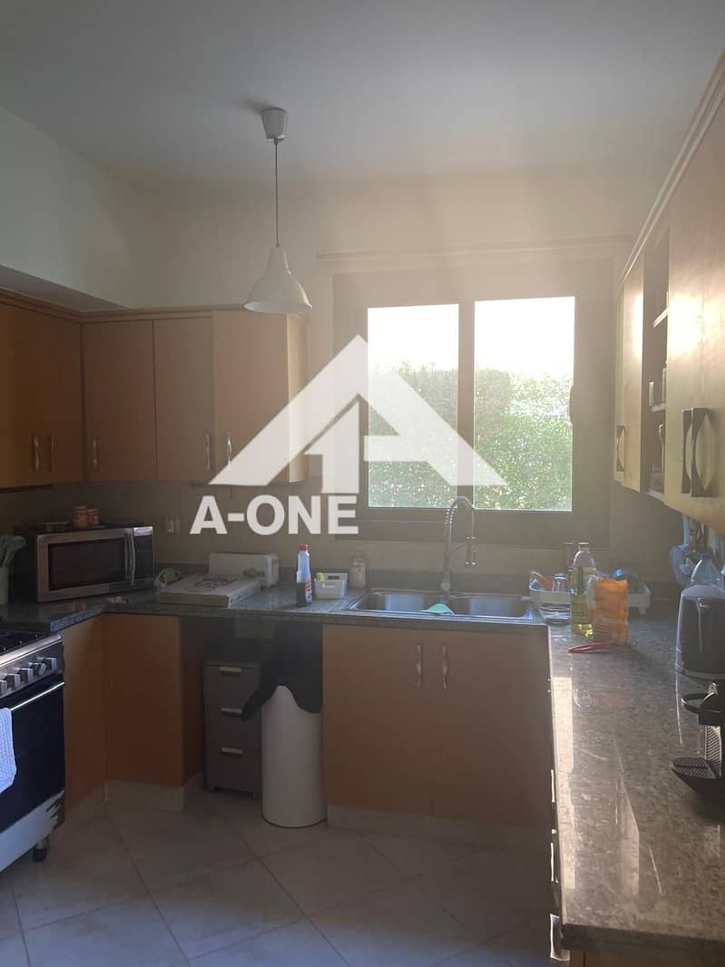 7 12f229ad-50ec-42df-967d-2401241f288a. jpg