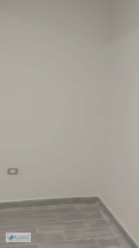 48 WhatsApp Image 2025-12-24 at 5.12. 19 PM (7). jpeg