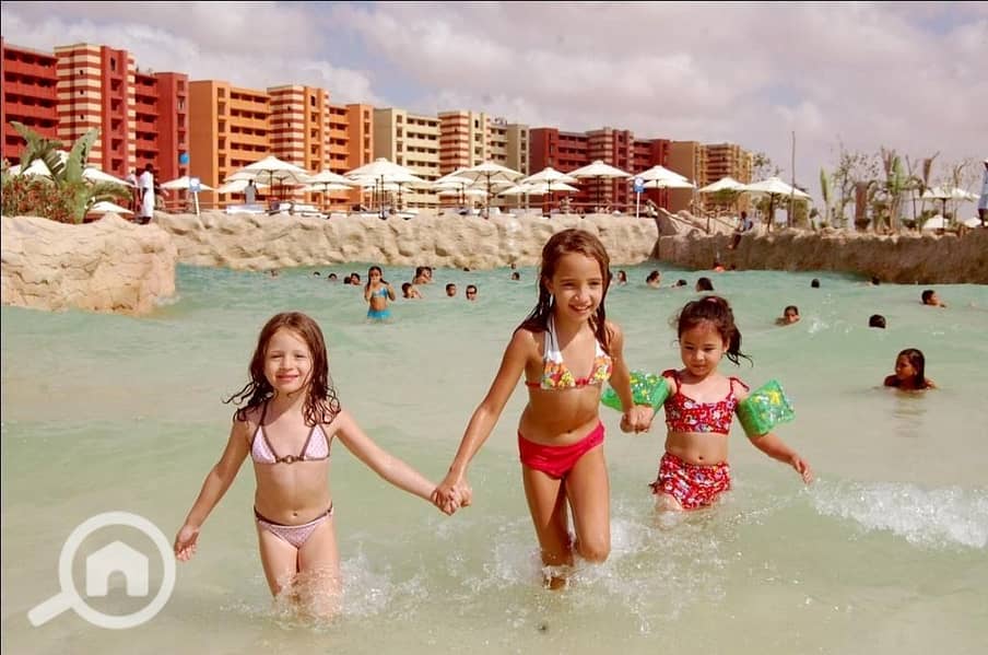 38 44dd9869-3741-4549-abfa-0c1e815f932f. jpeg