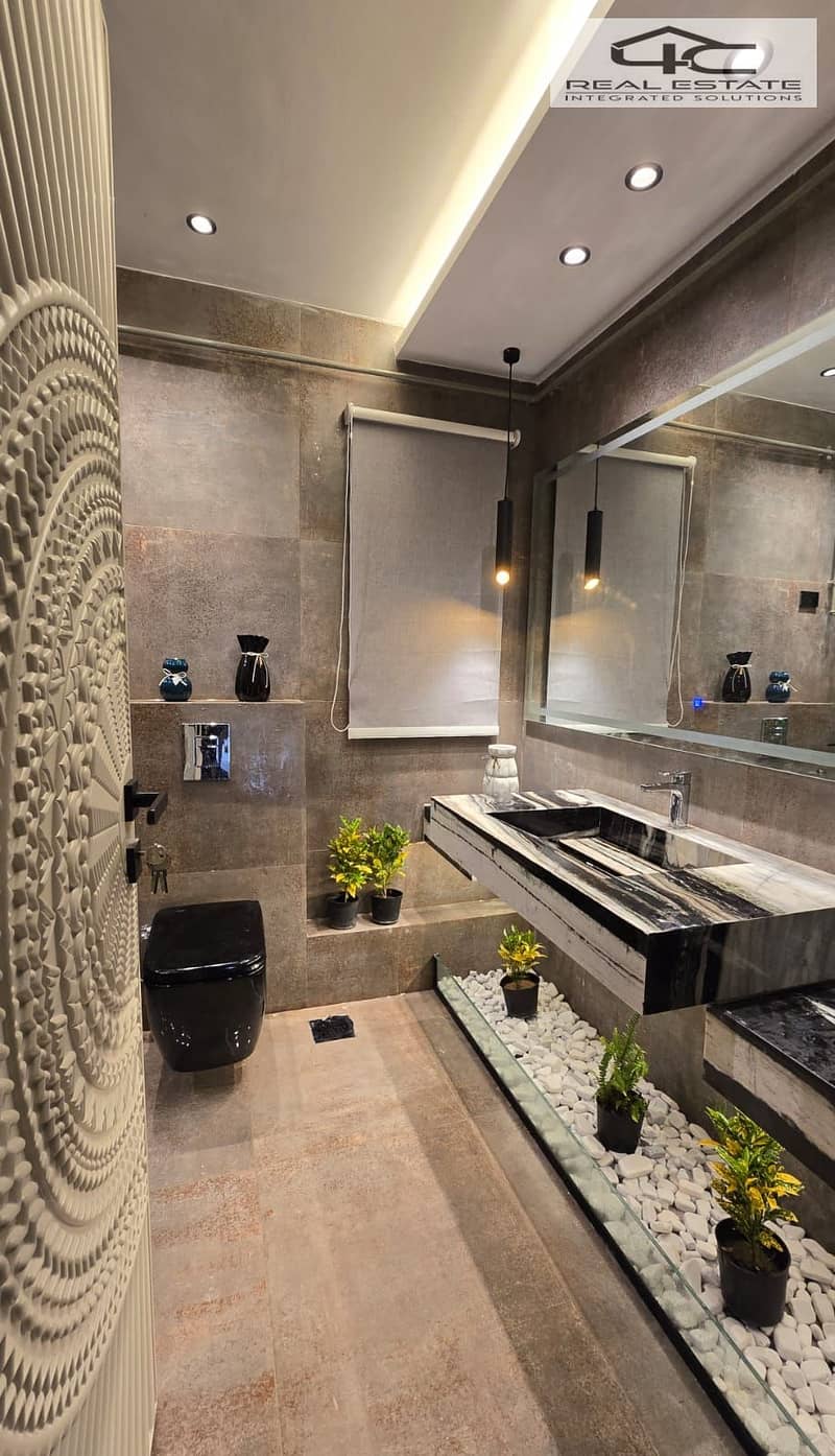 2 WhatsApp Image 2025-12-24 at 3.59. 01 PM (1). jpeg