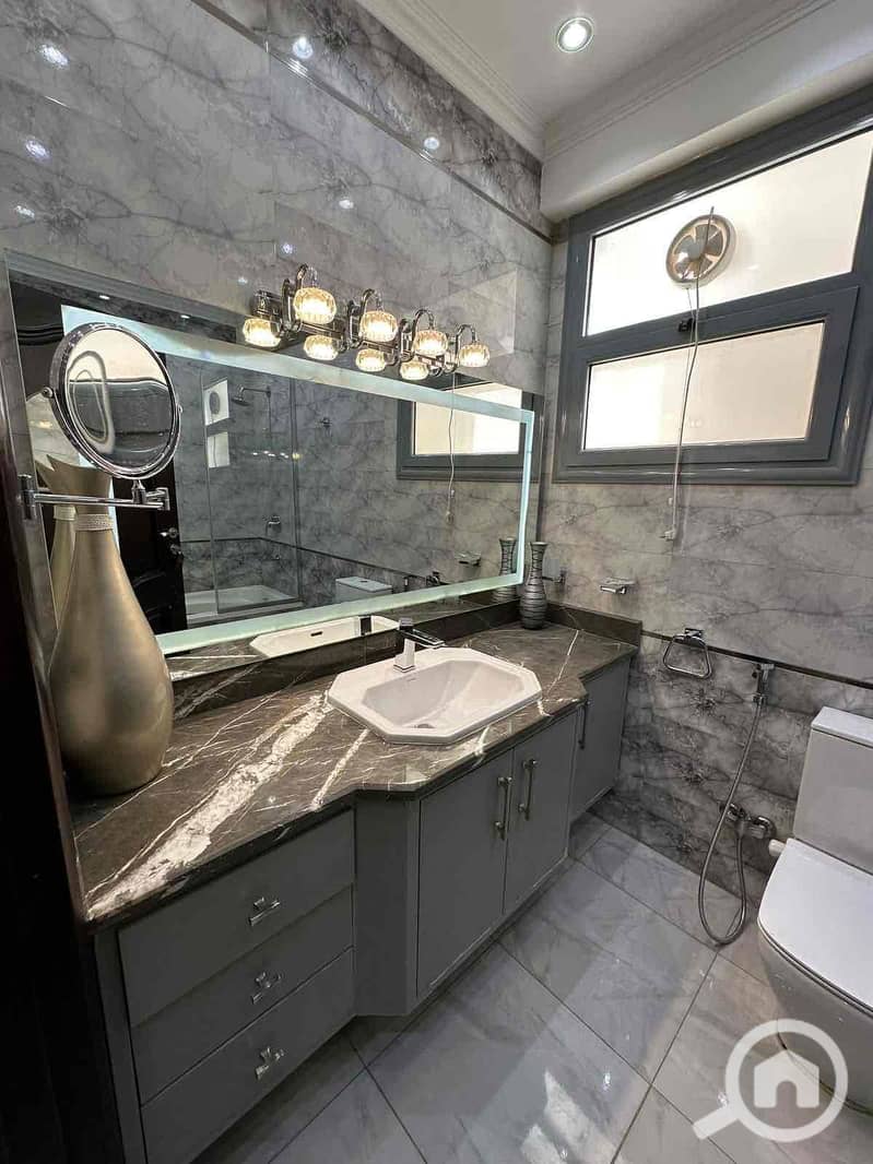 24 5a09d29f-b139-4dd0-bc8f-60c4bc47dfe9. jpg