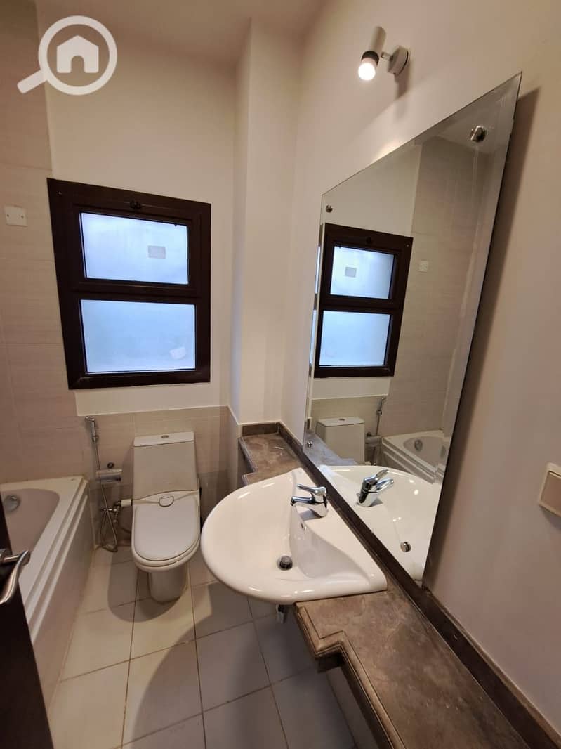 10 WhatsApp Image 2025-12-21 at 15.41. 37. jpeg