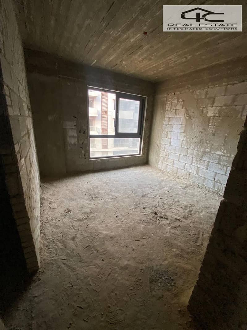 8 WhatsApp Image 2025-12-24 at 5.31. 06 PM. jpeg