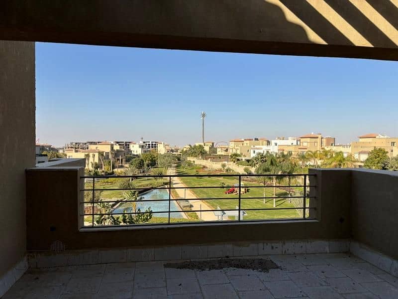 4 WhatsApp Image 2025-12-24 at 2.50. 36 PM (1). jpg