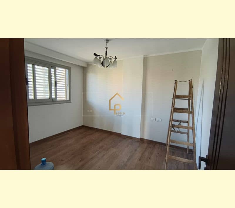 4 WhatsApp Image 2025-11-20 at 1.39. 33 PM (1). jpg