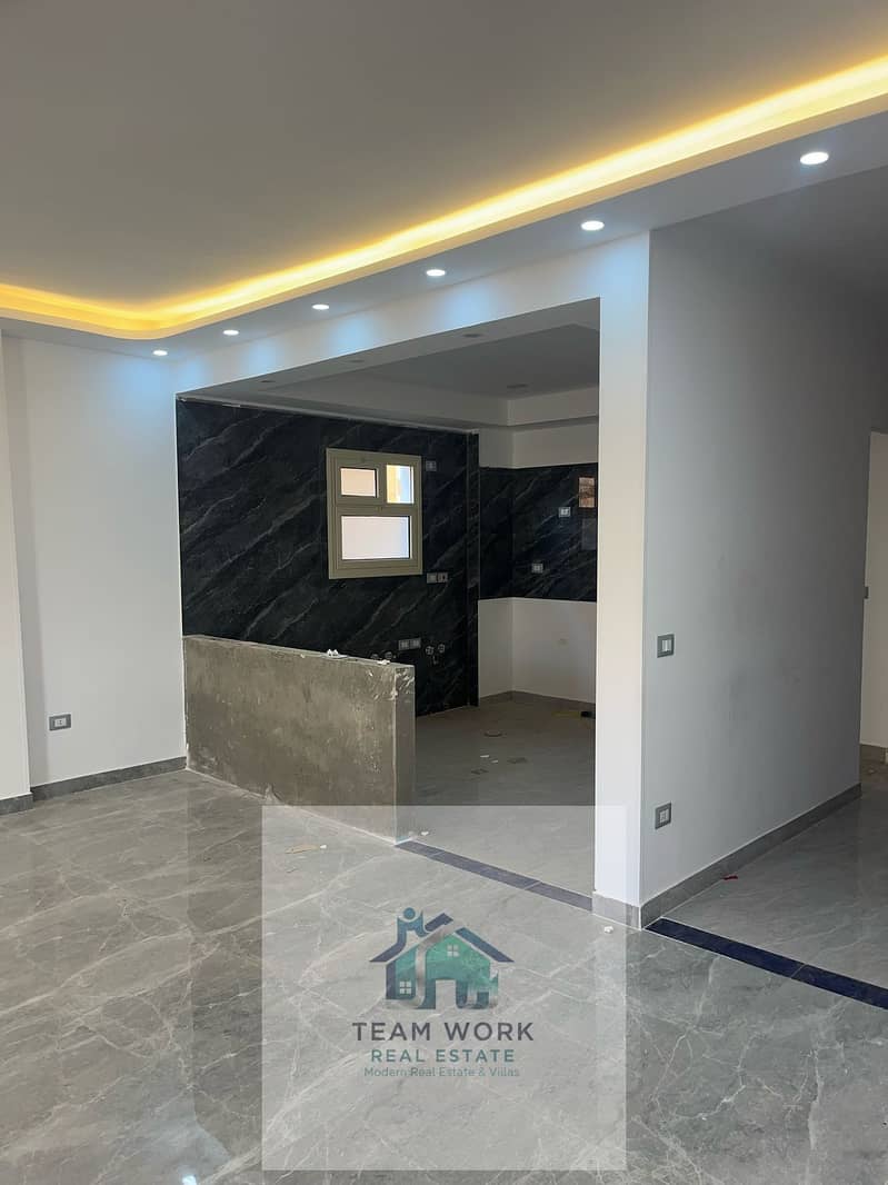 4 77619e05-d287-497a-9d2d-0ee9bf2d4107. jpg