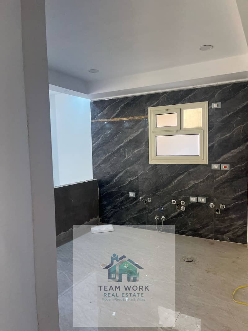 5 4182513d-9393-4b8f-b663-21230a7af578. jpg