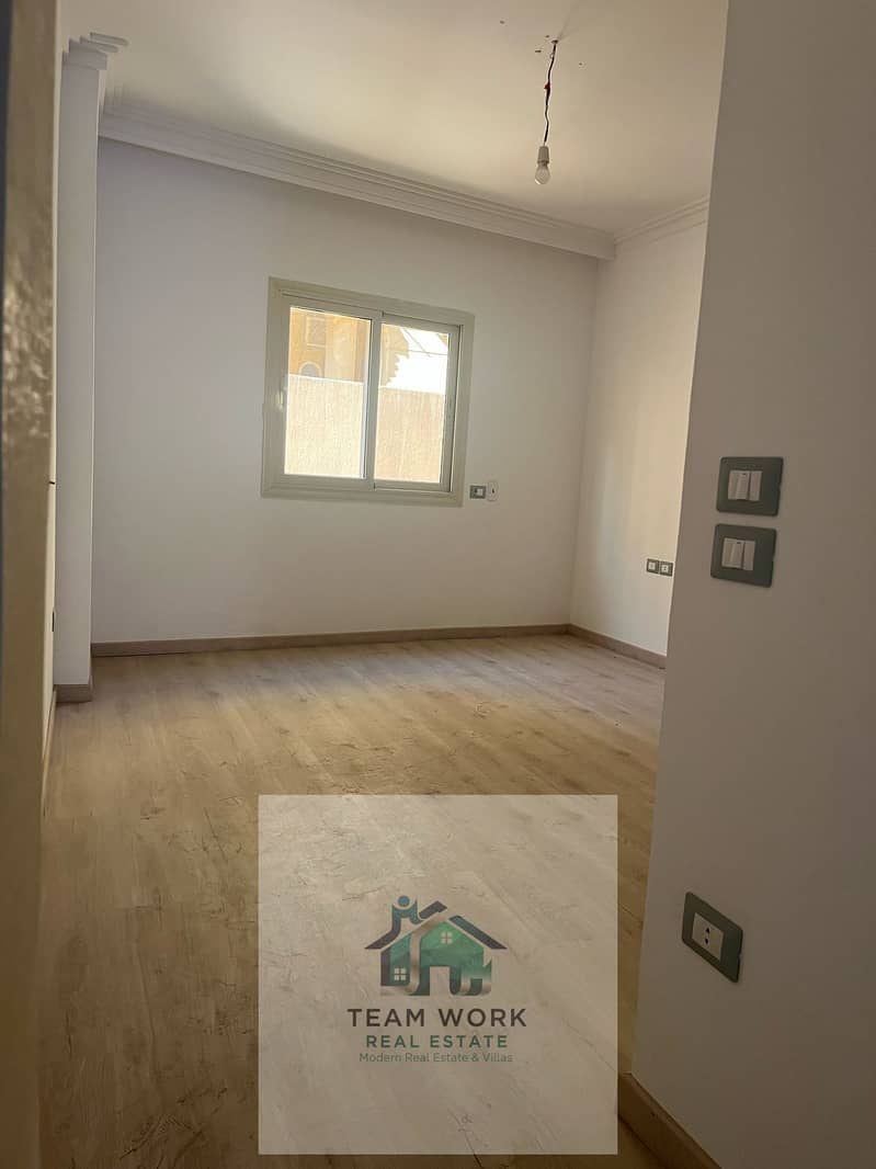 7 19e66d83-47a4-44f1-a6ff-efa46733b4ed. jpg