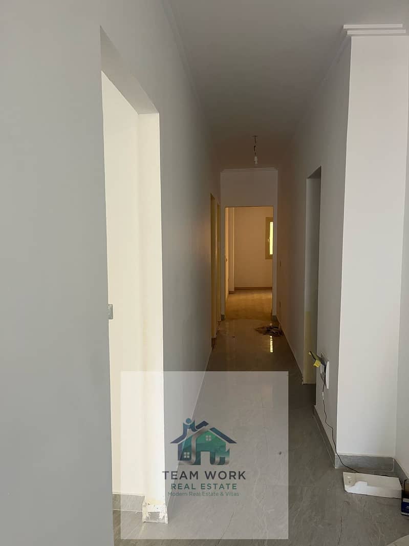 8 36c7299c-6363-45af-bae4-51e5f150d17a. jpg