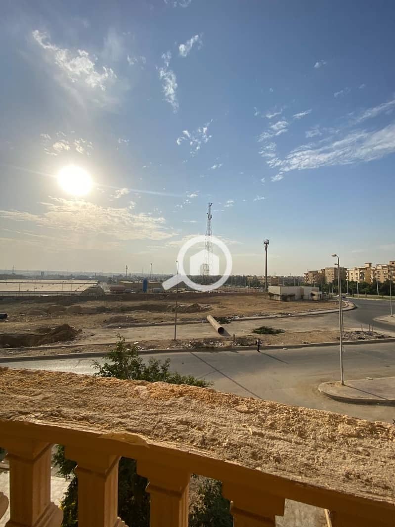 4 e62f22d9-5371-42ee-afcc-23318dccaccd. jpeg