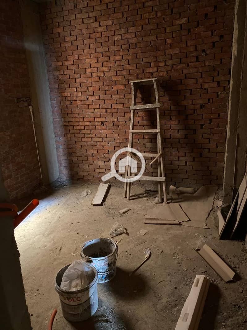 8 27f4a30b-c427-46bf-8f52-faeb83653ca4. jpeg