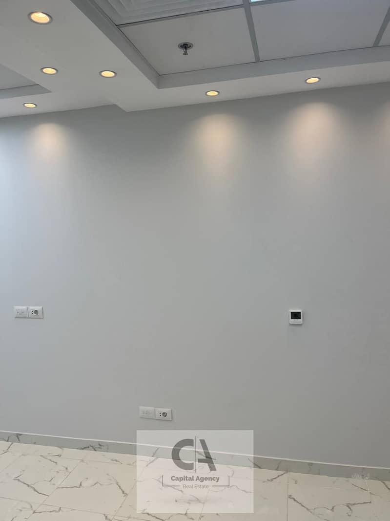 9 913ec0b9-560e-4825-9ee4-6fe8dcb196a8. jpg