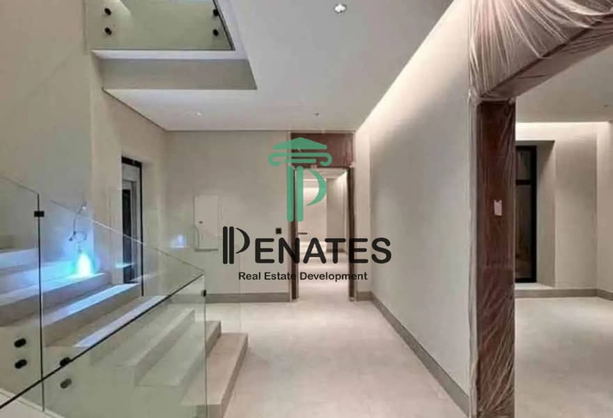 4 8406375-7b236o. jpg