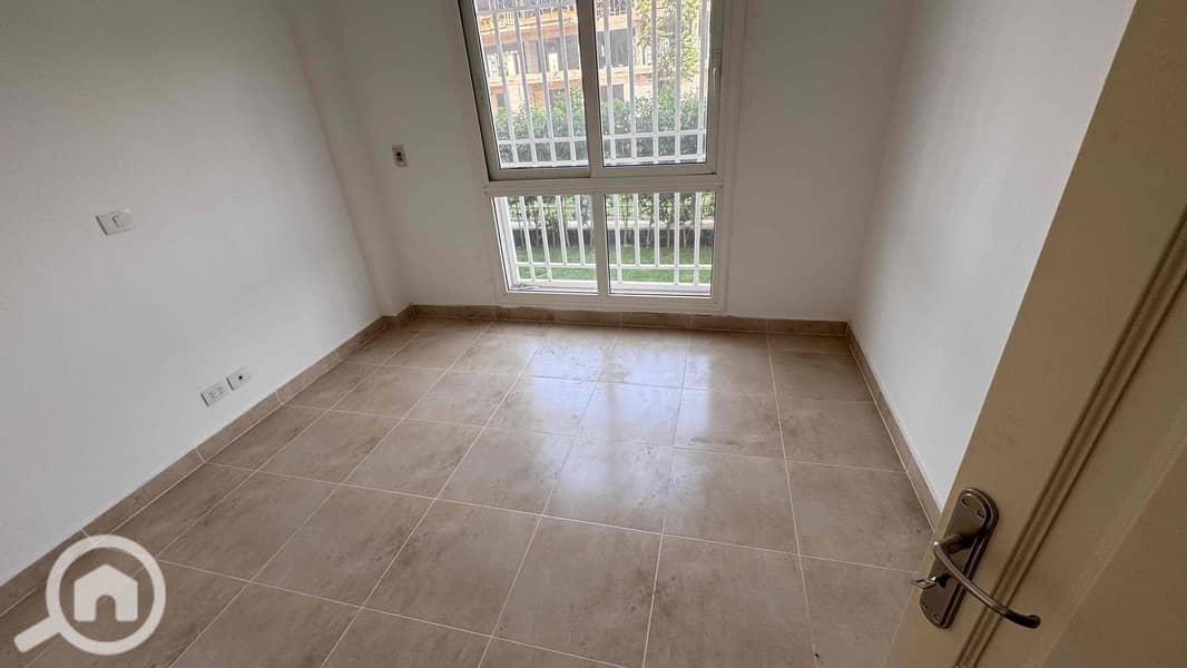 5 779dc870-adbe-432e-8386-1c20c96c2ef3. jpg