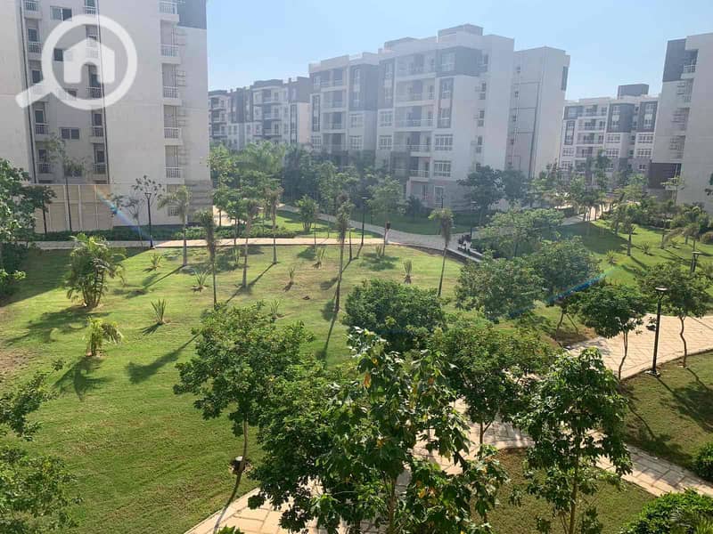 14 5d308dd3-dc92-44b0-8b45-f17ad6f63e93. jpg