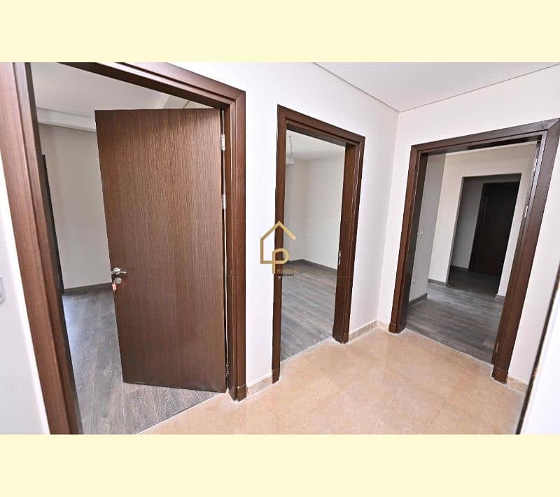 4 WhatsApp Image 2025-12-17 at 1.26. 53 PM (2). jpg